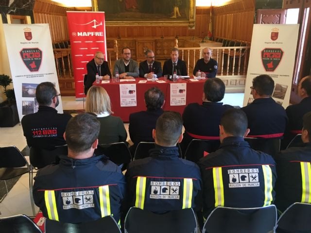 Escolares y mayores aprenden a prevenir incendios y a actuar ante el fuego - 1, Foto 1