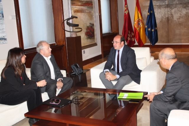 Gobierno regional y representantes sindicales ultiman los detalles de la Estrategia de Empleo de Calidad - 1, Foto 1