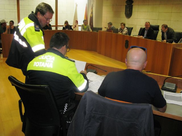 The Local Board of Citizen Security is held to coordinate the security and emergency arrangements of the pilgrimages and the patron saint festivities of La Santa'2016, Foto 2