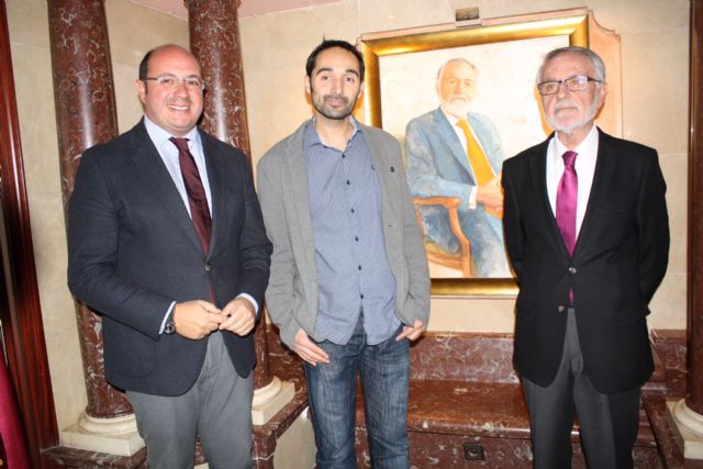 El presidente de la Comunidad asiste al acto de descubrimiento del retrato del expresidente de la Asamblea Regional, Francisco Celdrán - 1, Foto 1