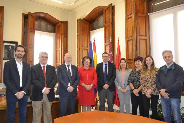 La UMU y el Colegio de Médicos firman un convenio para fomentar la precolegiación de estudiantes de últimos cursos de Medicina - 1, Foto 1