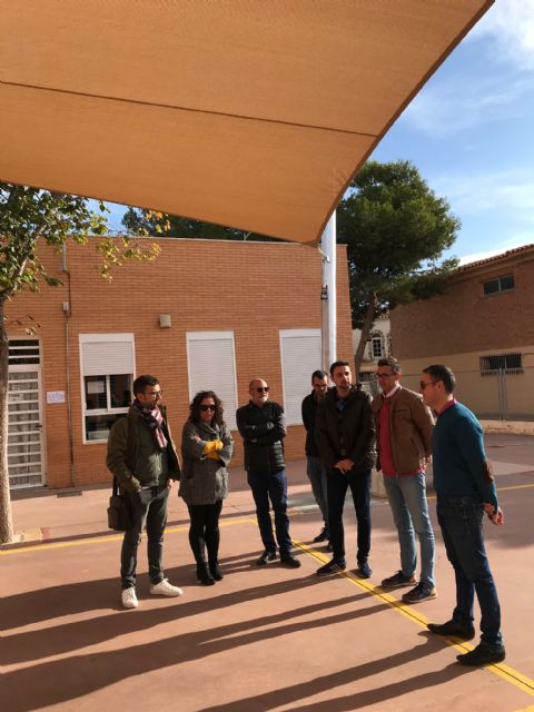 El colegio Hernández Ardieta ya cuenta con un toldo para evitar las alta temperaturas - 4, Foto 4