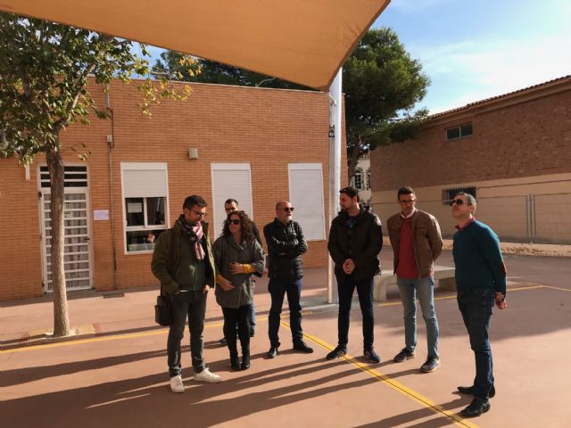 El colegio Hernández Ardieta ya cuenta con un toldo para evitar las alta temperaturas - 5, Foto 5