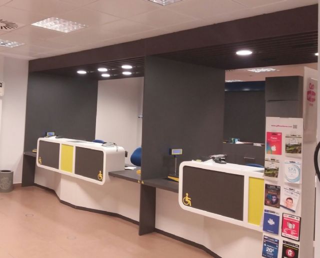 Los vecinos de Yecla ya pueden pagar los recibos municipales en la oficina de Correos - 2, Foto 2