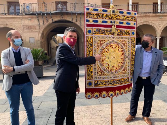 La Federación San Clemente estrena una réplica del estandarte almohade conservado en las Huelgas Reales de Burgos - 1, Foto 1