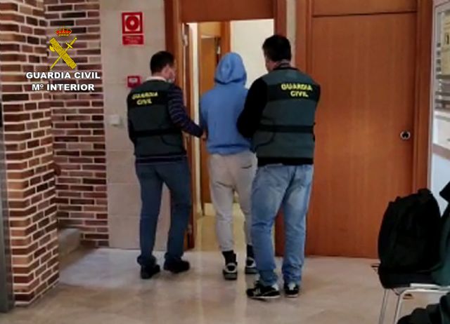 La Guardia Civil localiza y detiene en Cehegín a un huido de la justicia - 3, Foto 3