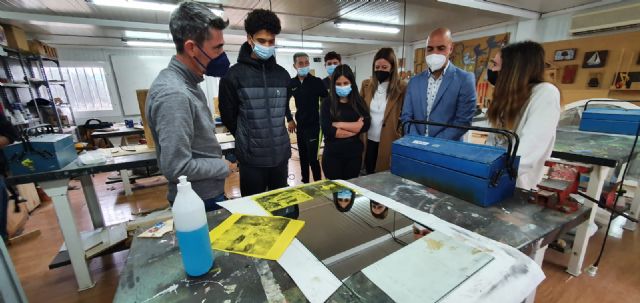 Doce alumnos y alumnas con dificultades de aprendizaje y riesgo de abandono escolar reciben formación en el Aula Ocupacional de Molina de Segura - 1, Foto 1