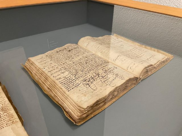 El Archivo Municipal de Murcia expone 20 documentos para la Historia de Alfonso X - 4, Foto 4