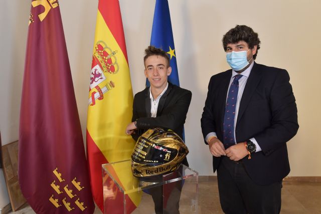 López Miras felicita a Pedro Acosta por su título y afirma que 