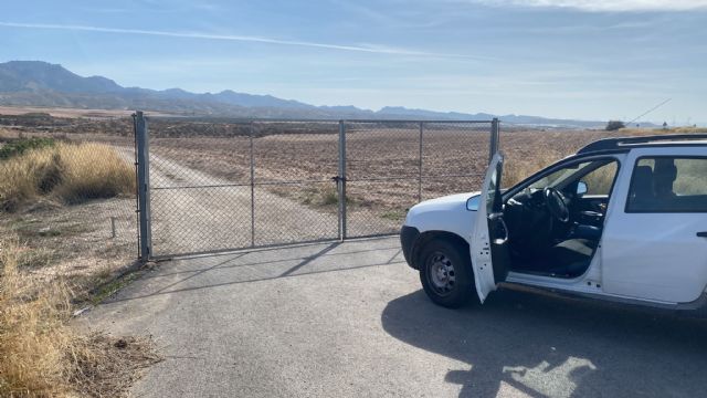 IU recoge las quejas de excursionistas, senderistas, colectivos ciclistas, pastores, vecinos, etc. - 1, Foto 1