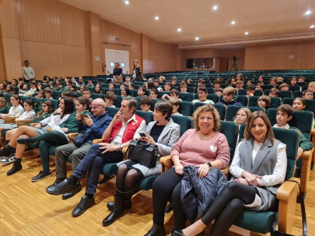 Cruz Roja y el alumnado del Centro Educativo Los Olivos de Molina de Segura colaboran en la puesta en marcha del proyecto Ciudades Sostenibles ODS 11 - 3, Foto 3