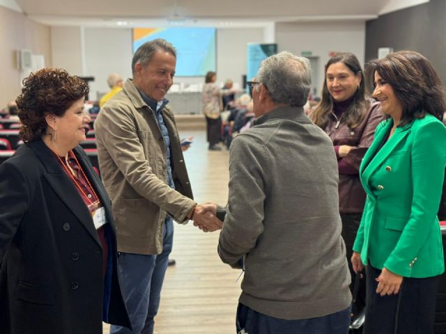 Cerca de 200 mayores del municipio se dan cita en la Jornada informativa sobre el proyecto Tecno Mayores en Lorca y sus pedanías - 2, Foto 2