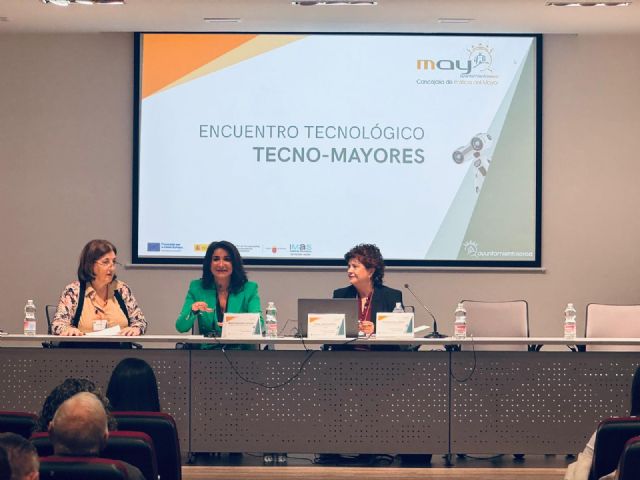 Cerca de 200 mayores del municipio se dan cita en la Jornada informativa sobre el proyecto Tecno Mayores en Lorca y sus pedanías - 5, Foto 5