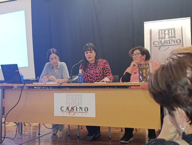 El Casino de Águilas acoge la presentación de Loba - 1, Foto 1