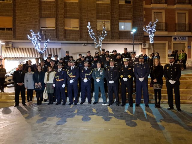 La Polica Local se acerca a los vecinos en el da de su patrn, Foto 2