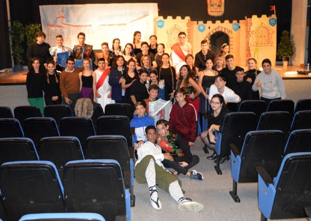 El colegio 'Monte Azahar' hace un guiño teatral a la historia de Las Torres de Cotillas - 4, Foto 4