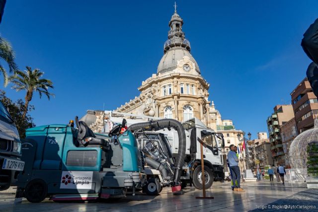 Más silenciosa y con menos emisiones de gases contaminantes, así es la nueva maquinaria del servicio de limpiezas de Cartagena - 1, Foto 1