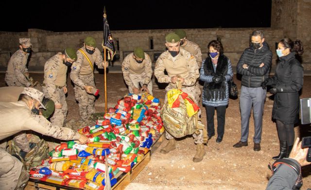 La Fuerza Naval transporta cerca de nueve toneladas de alimentos para las delegaciones de Cáritas en el Noroeste - 3, Foto 3