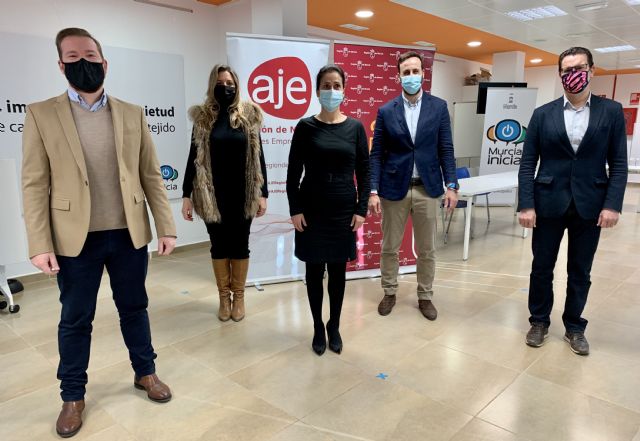 Más de 3.500 jóvenes podrán acceder a 12 acciones formativas que ayuden a su desarrollo empresarial - 1, Foto 1