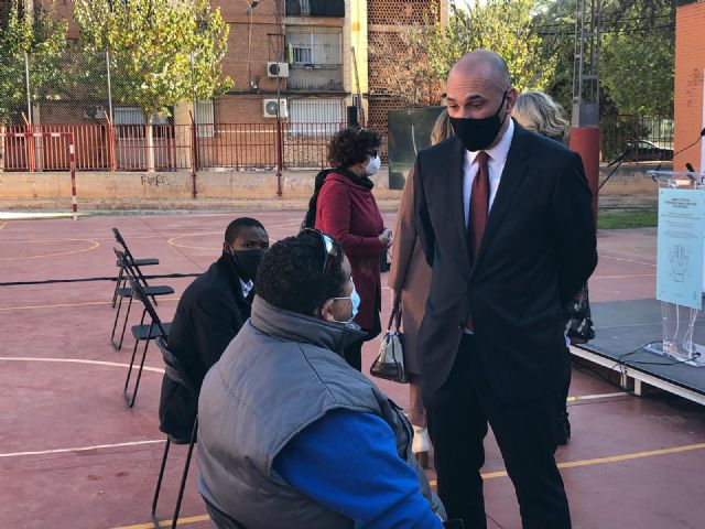 Empleo califica de éxito los resultados del proyecto piloto para la mejora urbana del entorno del barrio de La Paz - 5, Foto 5