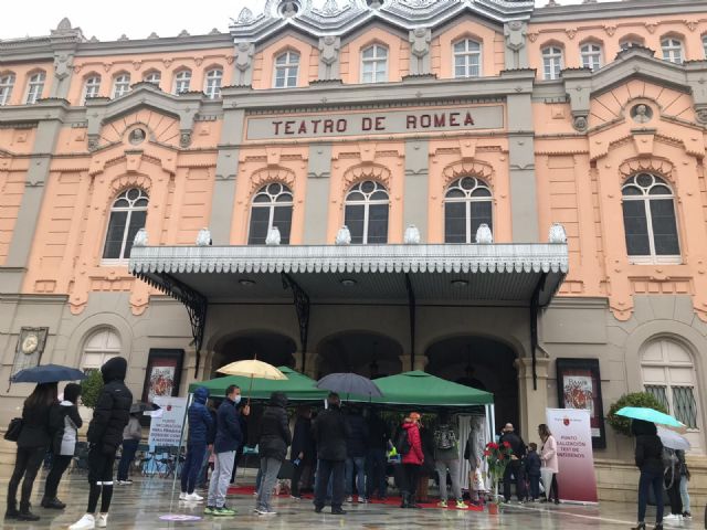 La Plaza Julián Romea ofrece hoy un punto de vacunación y de realización de antígenos - 1, Foto 1
