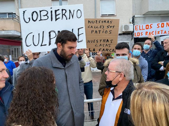 VOX condena el ataque al niño de Fortuna y se une a la concentración en apoyo a los vecinos - 3, Foto 3