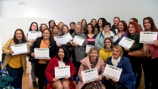 Más de 180 alumnos completan su formación en cursos de la Universidad Popular de San Pedro del Pinatar - 2, Foto 2