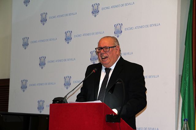 La palabra y la música celebran la Navidad más humana en un acto de profunda emoción en Sevilla - 2, Foto 2