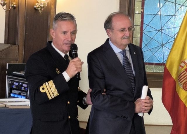 Salvador Bernal recibe el galardón de ‘Bizarro 2025’ - 3, Foto 3