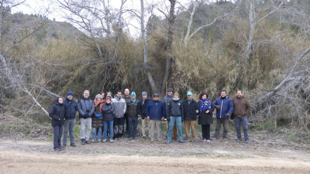Una delegación comunitaria evalúa los avances del proyecto Ripisilvanatura para recuperar el bosque de ribera - 1, Foto 1