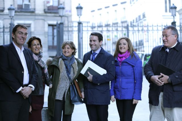 Teodoro García:Solo en una semana el gobierno de Rajoy destina 5 millones para arreglar playas y un trasvase de 20 hm3 - 2, Foto 2