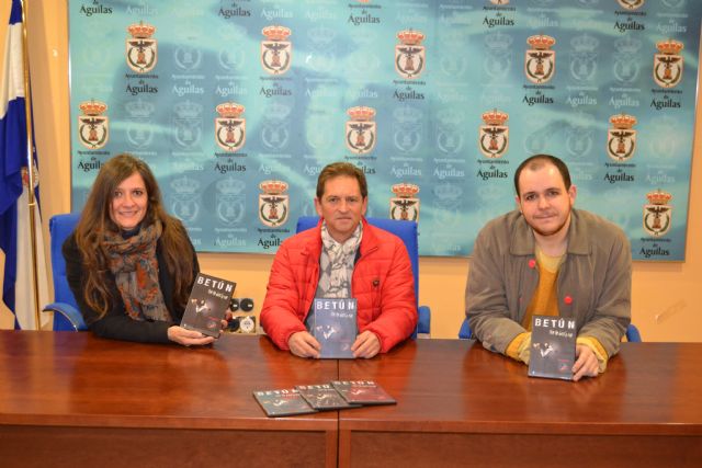 Las inconfundibles máscaras de cuero de Teatro Strappato: rostros esculpidos que narran historias inolvidables - 1, Foto 1