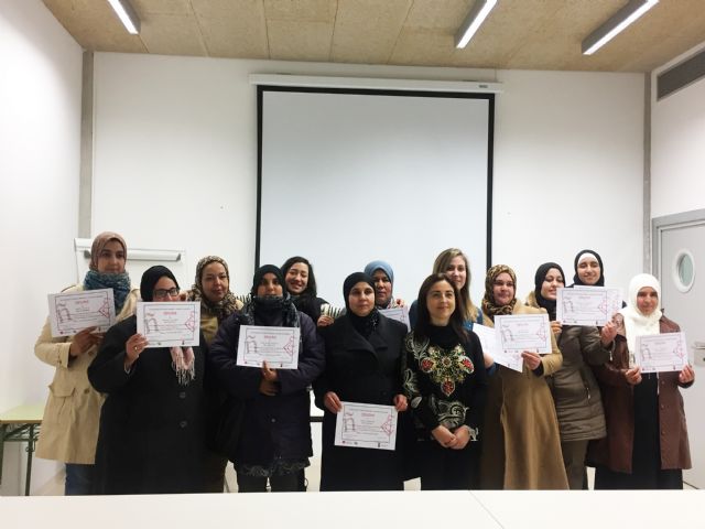 Finaliza la primera edición del curso de Castellano para inmigrantes en Blanca - 1, Foto 1