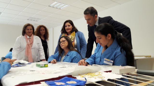 El Alcalde anuncia una batería de 29 acciones formativas para los jóvenes desempleados en el marco del proyecto Empleo Joven - 2, Foto 2