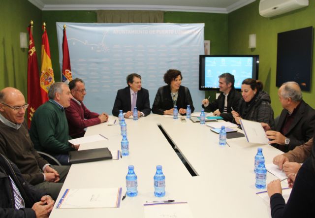 La alcaldesa y la Comunidad de Regantes se reúnen con el consejero de Agua, Agricultura y Ganadería - 3, Foto 3