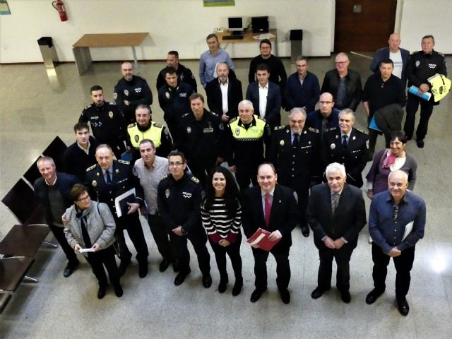 La Comunidad y los jefes de Policía Local colaboran en la formación de mandos y agentes - 1, Foto 1