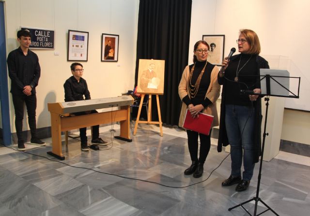 Eduardo Flores, una visión del mundo a través de su poesía  en San Pedro del Pinatar - 1, Foto 1