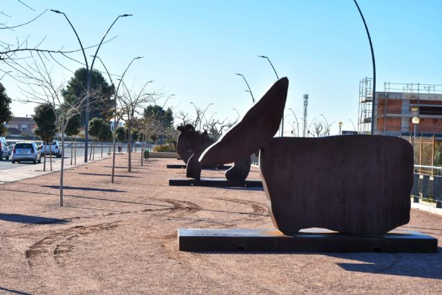 Lorca ya disfruta de la exposición 'Esculturas Monumentales en la calle' del artista asturiano Juan Méjica - 3, Foto 3