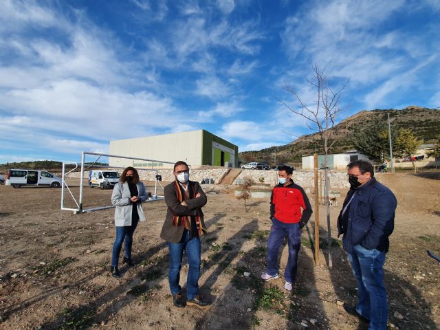 El alcalde de Lorca supervisa los trabajos de creación del jardín botánico en Zarzadilla de Totana - 1, Foto 1