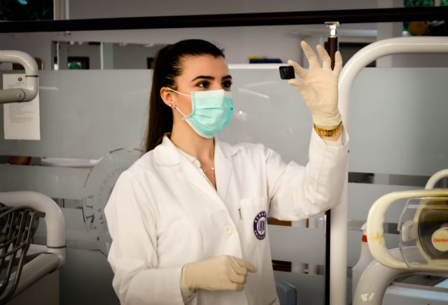 Un nuevo estudio revela los mejores países europeos para las mujeres que trabajan en el sector sanitario - 1, Foto 1