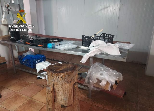 La Guardia Civil investiga a dos personas por la comercialización y distribución ilegal de productos cárnicos - 4, Foto 4