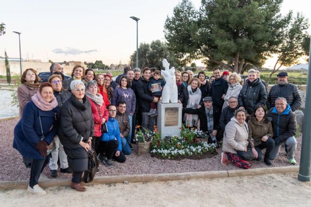 Pozo Estrecho hace honor a la memoria de Maite Defruc - 1, Foto 1