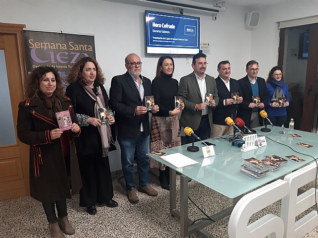 Presentan la Guía de la Semana Santa de Cieza 2024 - 1, Foto 1