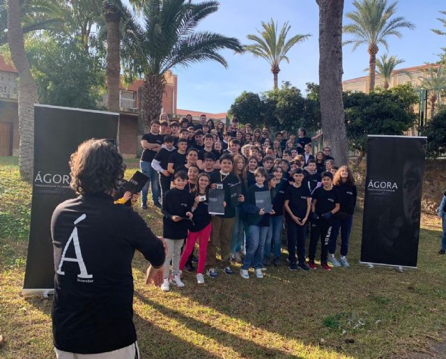 El Club de Debate Aeternum de Torre Pacheco triunfa en Ágora V Torneo de Debate Escolar - 1, Foto 1