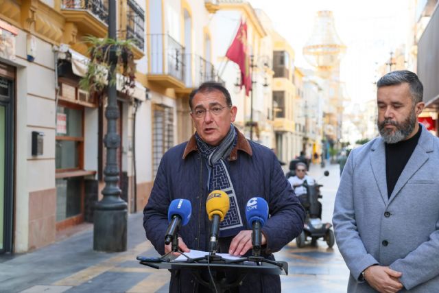 Lorca se prepara para celebrar la Feria del Libro, que tendrá lugar del 5 al 8 de marzo en la calle Corredera - 2, Foto 2