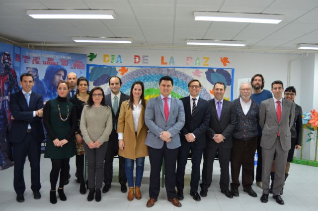 Servicios Sociales pone en marcha un programa extraescolar para familias en riesgo de exclusión social financiado por la Obra Social de la Caixa - 2, Foto 2