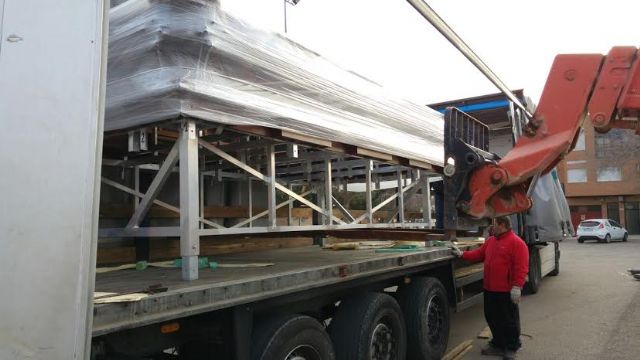 La Hdad. de Jesús en el Calvario modifica la estructura metálica interna de sus tres tronos y del sistema de tacos para perder peso, Foto 7