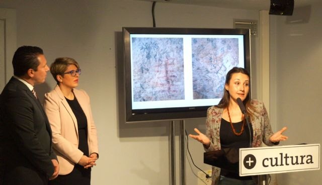 Encontradas en una cueva de la pedanía muleña de Yéchar nuevas pinturas de arte rupestre esquemático - 1, Foto 1