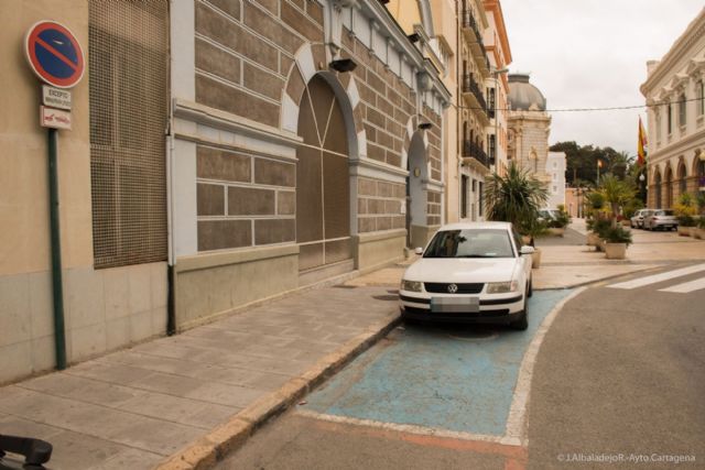 La Policía Local amplía a más del doble el número de aparcamientos para minusválidos - 1, Foto 1