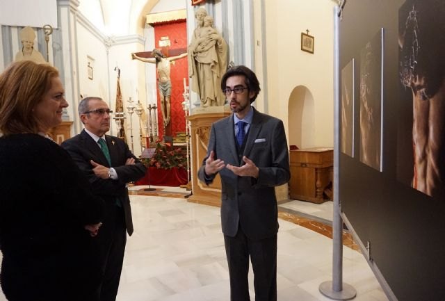 San Juan de Dios muestra una nueva y minuciosa mirada del Cristo del Perdón de Salzillo a través de una exposición fotográfica - 1, Foto 1